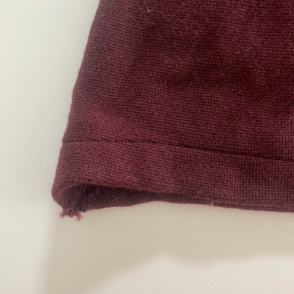 GAP Women's Burgundy Crew Neck Sweater - Picture 6 of 8